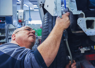 véhicules électriques impacts métiers distribution automobile