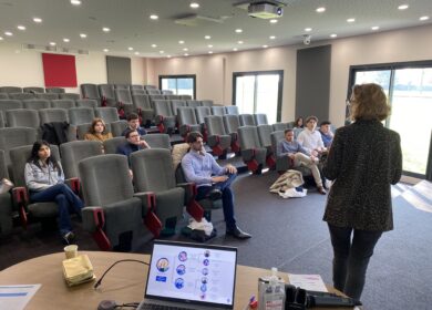 Promotion d'apprentis en vente automobile EFFy Pro School mars 2026